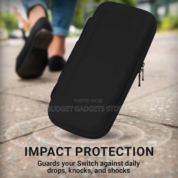 Carry Case and Protective Case for Nintendo Switch /Oled · Photo 3