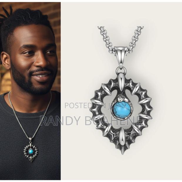 Blue Natural Stone Pendant Necklace · Photo 1