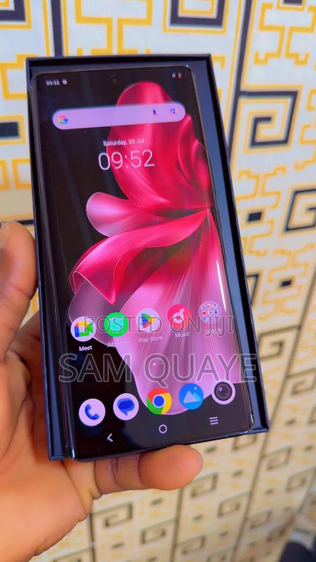 New Vivo V40 Lite 256 GB Black · Photo 1