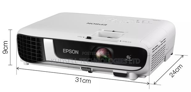 Epson Eb-W51 Wxga 3lcd Projector · Photo 2