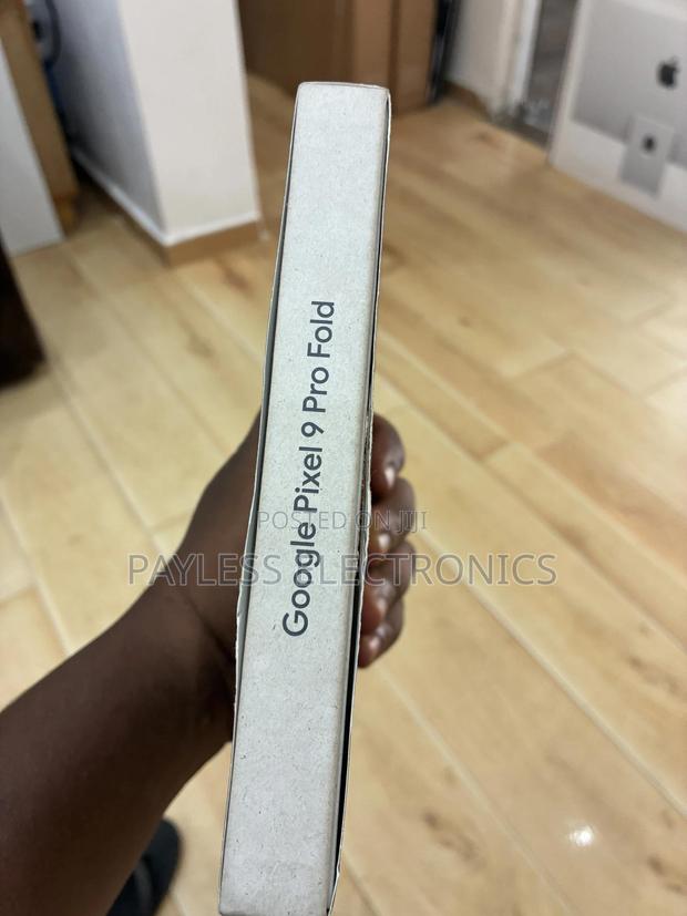 New Google Pixel 9 Pro Fold 256 GB Black · Photo 2