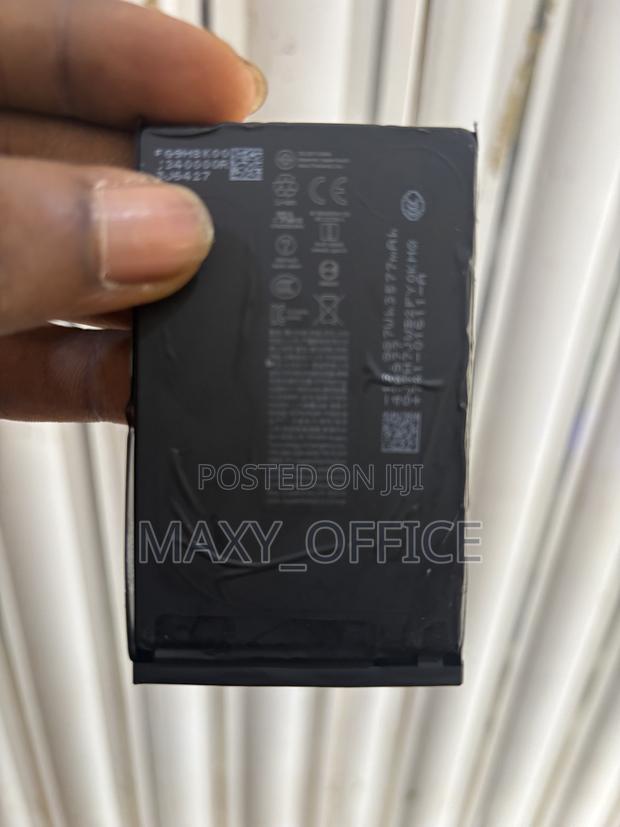 Icloud Batteries for All iPhones · Photo 4