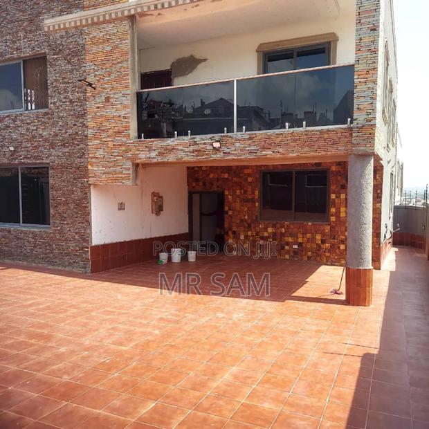 4bdrm House in Sam Properties, Mallam for sale · Photo 1