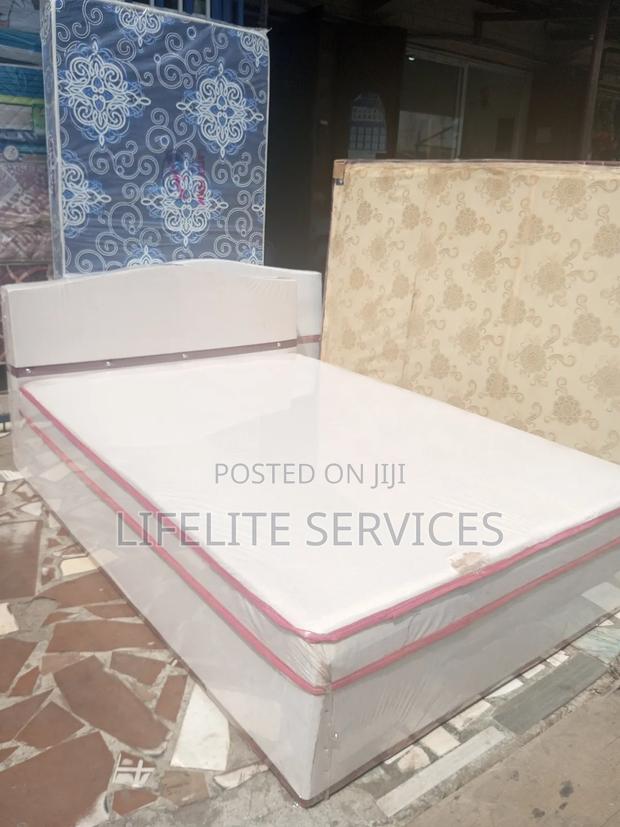 Inbuilt Bed /Large Size +Headboard Legs · Photo 1