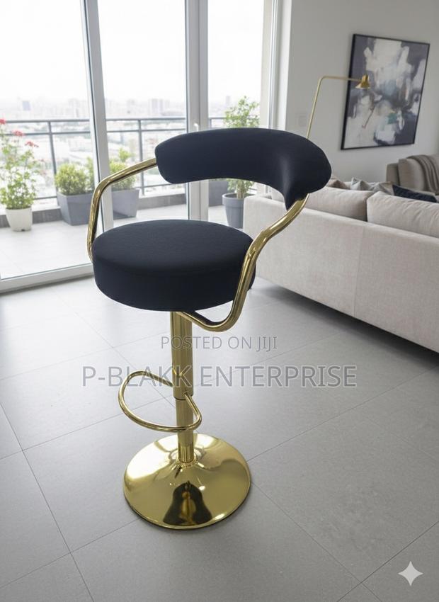 Modern Kitchen Stool Bar Chair · Photo 1