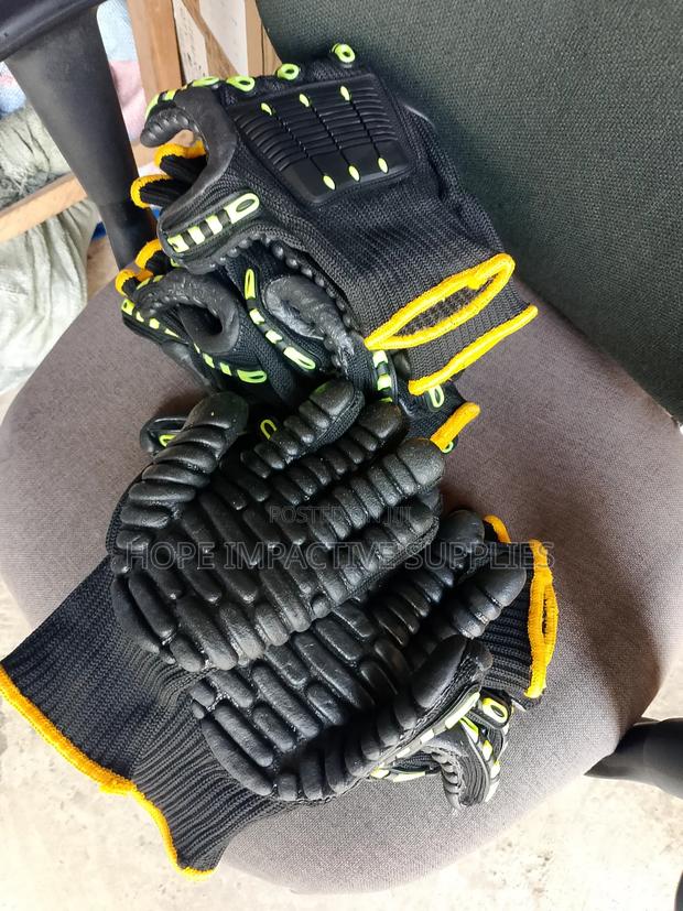 Quality Impact And Vibration Resistance Gloves(2 In 1). · Photo 3