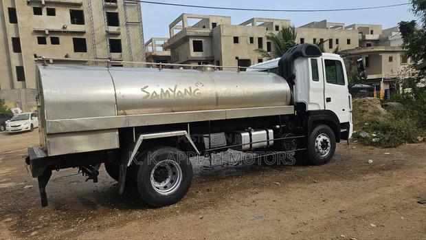 Hyundia Water Tank · Photo 6