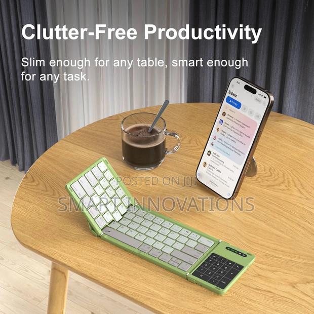 Cube Pocket Foldable Bluetooth Keyboard With Trackpad · Photo 5