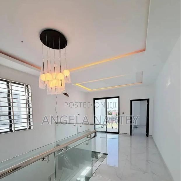 4bdrm House in Sakumono Estates for sale · Photo 2