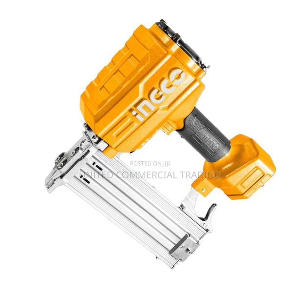 Air Concrete Nailer · Photo 1