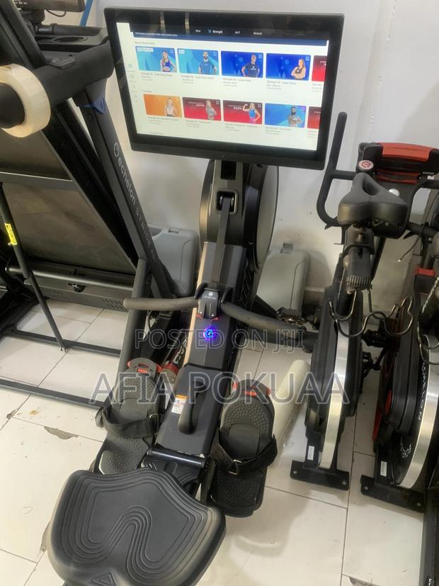 Rowing Machine · Photo 1