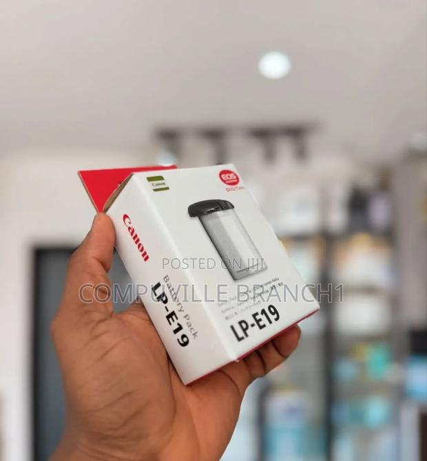 Canon Eos Lp-E19 Battery Pack · Photo 2