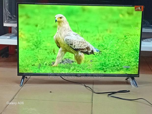 TCL 32" Smart TV – Hd Picture Quality · Photo 1