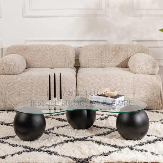 Center Table (Curved Glass ) · Photo 4