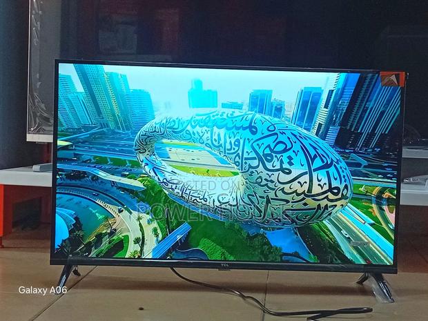 TCL 32 Inches Smart TV – Trusted Brand · Photo 1
