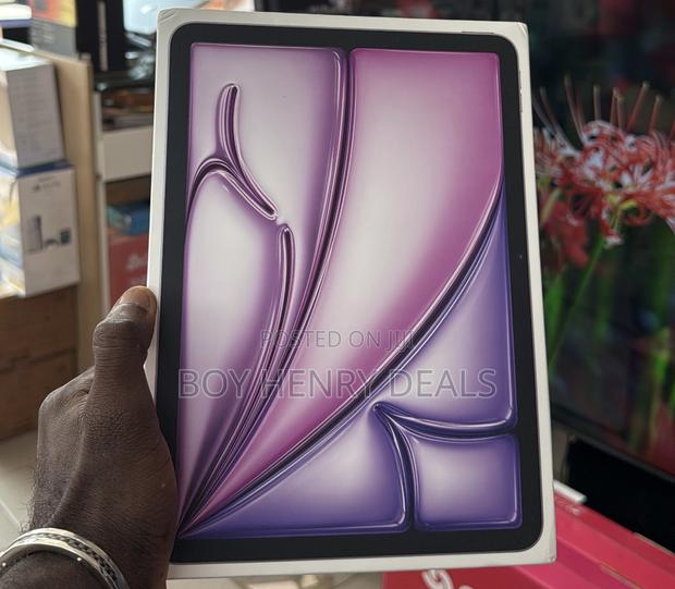 New Apple iPad Air 13 (2025) 128 GB · Photo 1