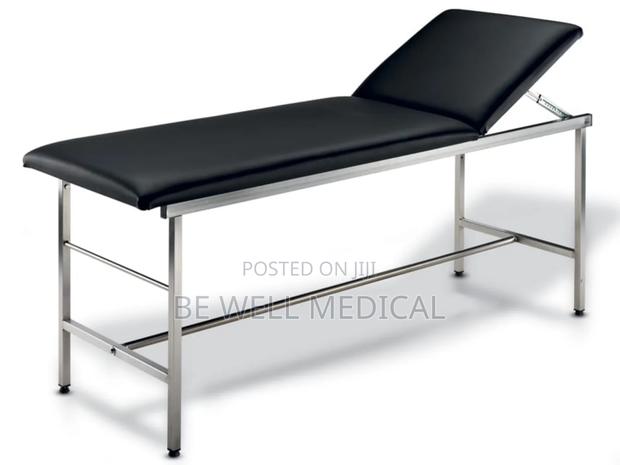 Examination Bed · Photo 1
