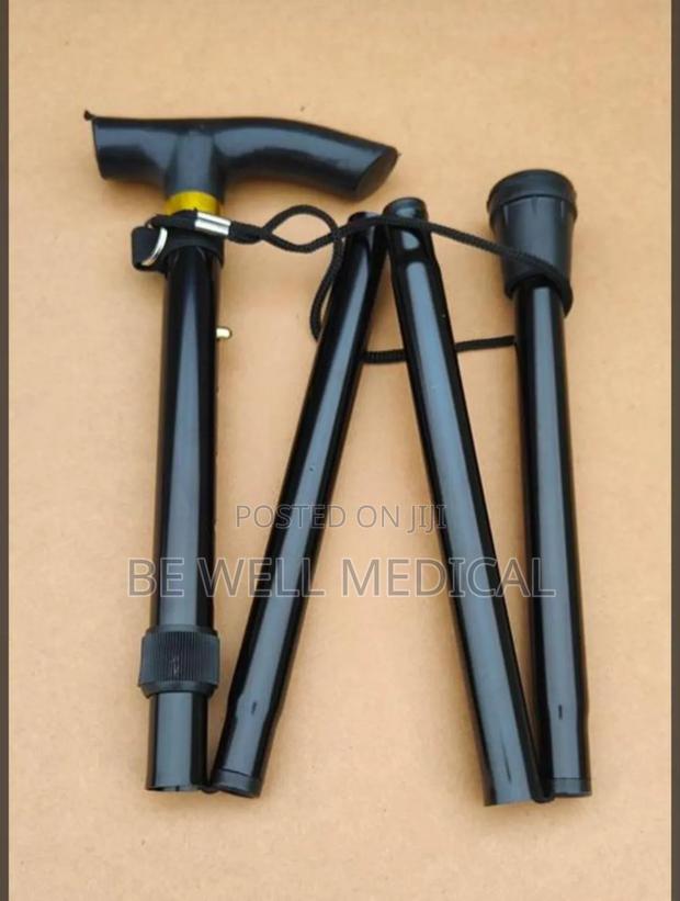 Foldable Walking Stick · Photo 1