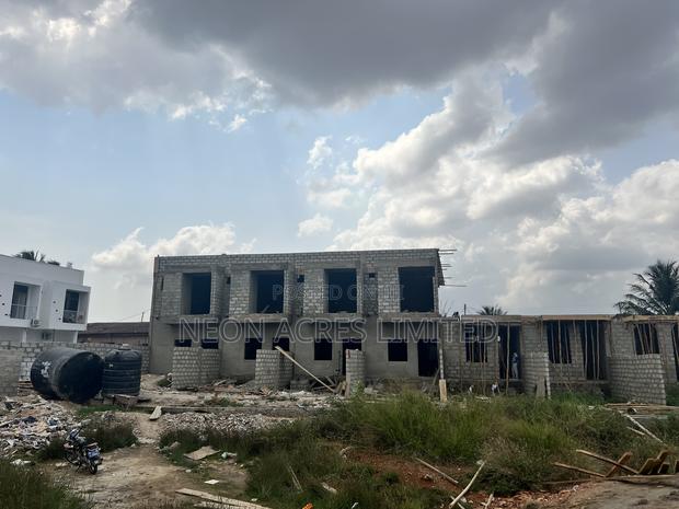 2bdrm House in Neon Boulevard Phase, Nmai-Dzorn for sale · Photo 4