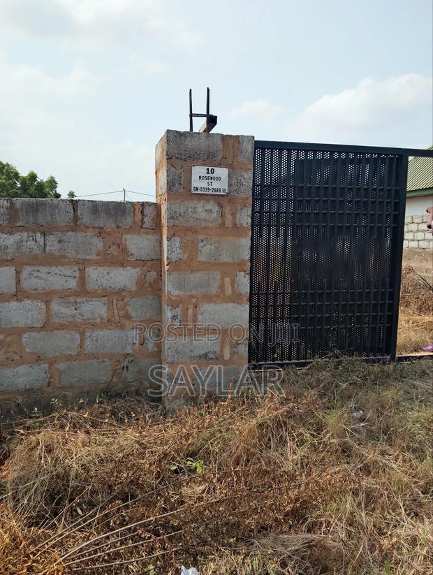 Full Plot Already Fenced With Gate for Hot Sale Comm25, Savanna Rd · Photo 1