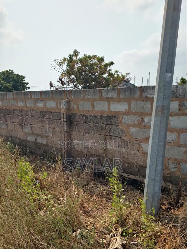 Full Plot Already Fenced With Gate for Hot Sale Comm25, Savanna Rd · Photo 6
