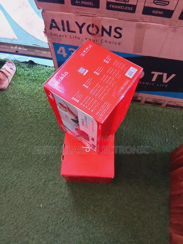 Decakila 1200w Vacuum, Power That Makes Dust Disappear Fast · Photo 1