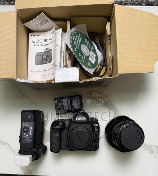 Canon Eos 5d Mark Iv With Prime Lens · Photo 4