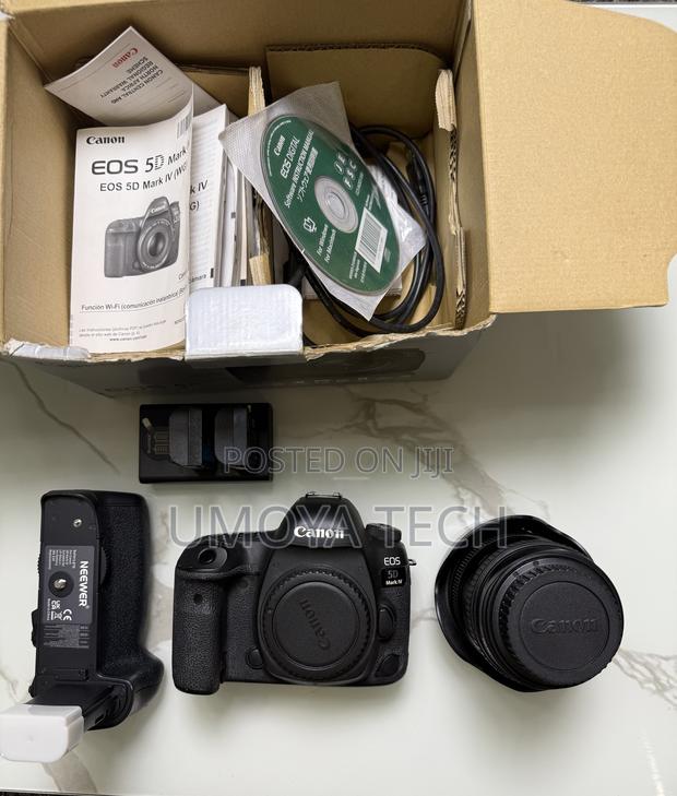 Canon Eos 5d Mark Iv With Prime Lens · Photo 2