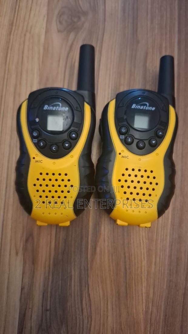 Binatone Latitude Twin Pack Walkie Talkie With Up to 3 Km Range · Photo 1