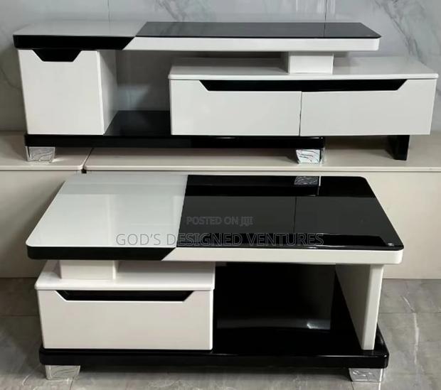 Authentic Center Table With Tv Stand · Photo 1
