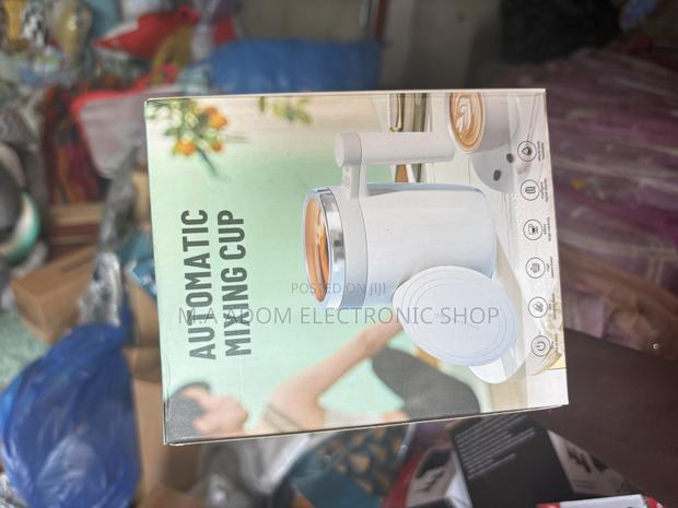 Automatic Mixing Cup · Photo 1