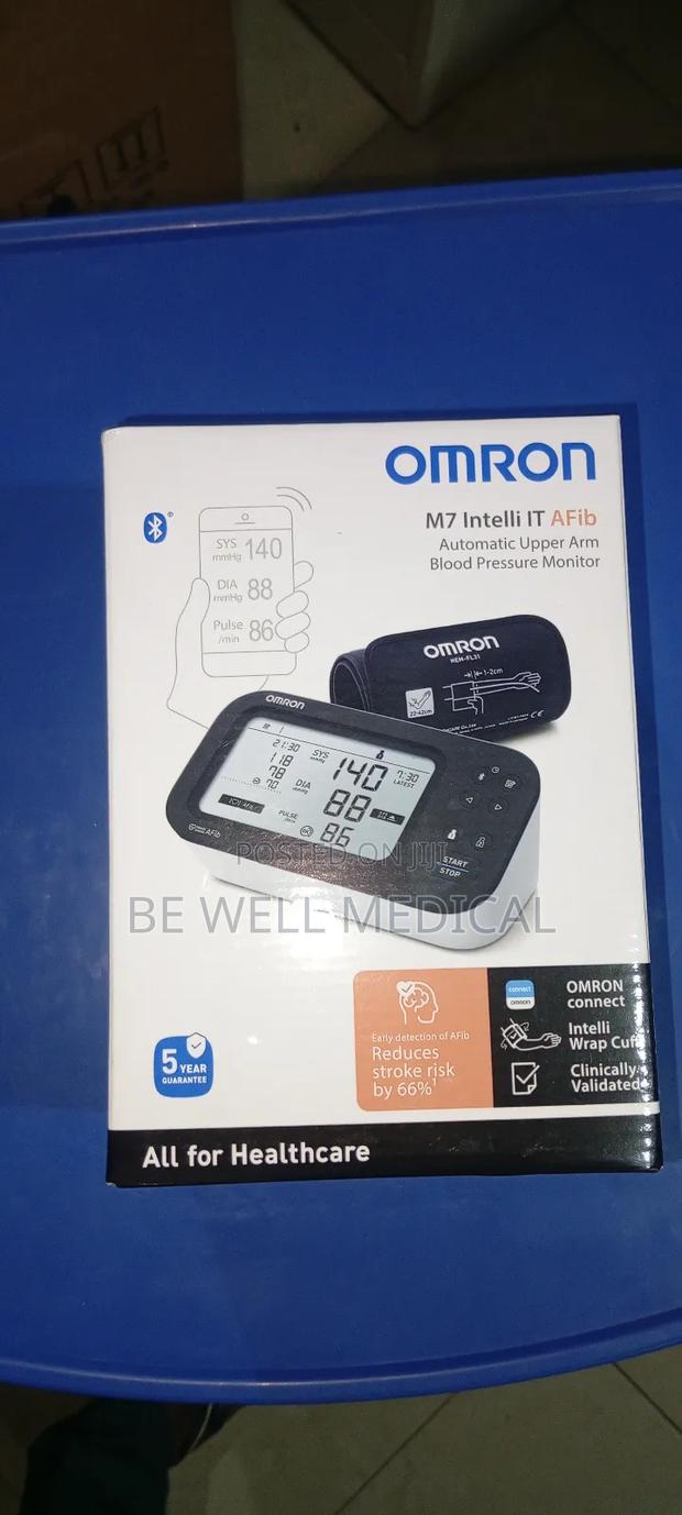 Omron Bp Monitor M7 · Photo 1