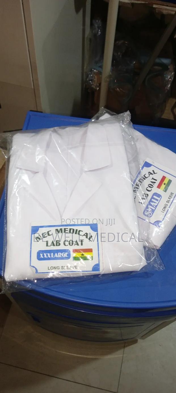 Medical Lab Coat · Photo 1
