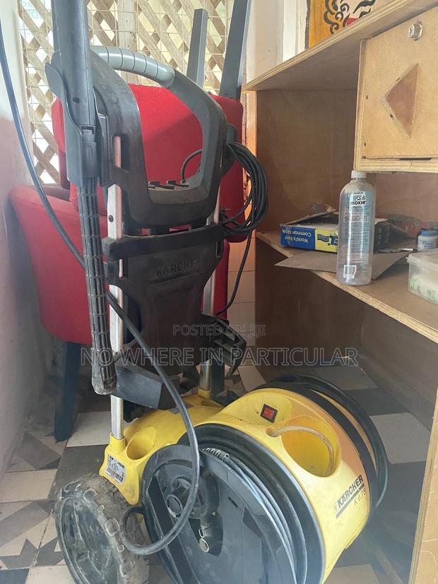 Pressure Washer · Photo 2