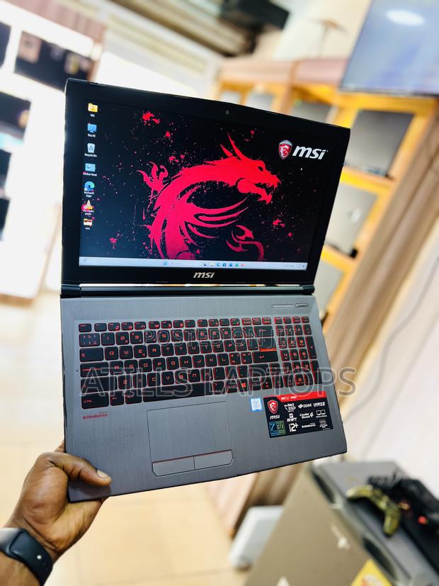 Laptop MSI GV62 7RD 8GB Intel Core I5 SSD 1.5T · Photo 2