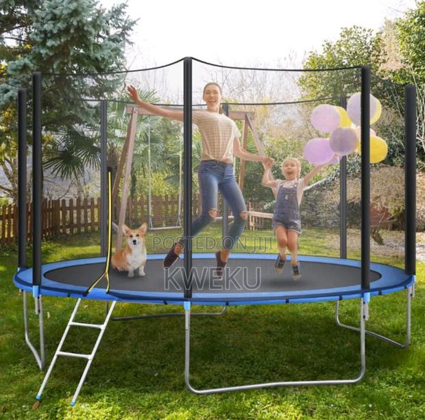Trampoline 10ft · Photo 1