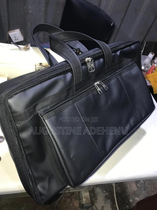 Dj Controller Bag Rev 1 · Photo 2