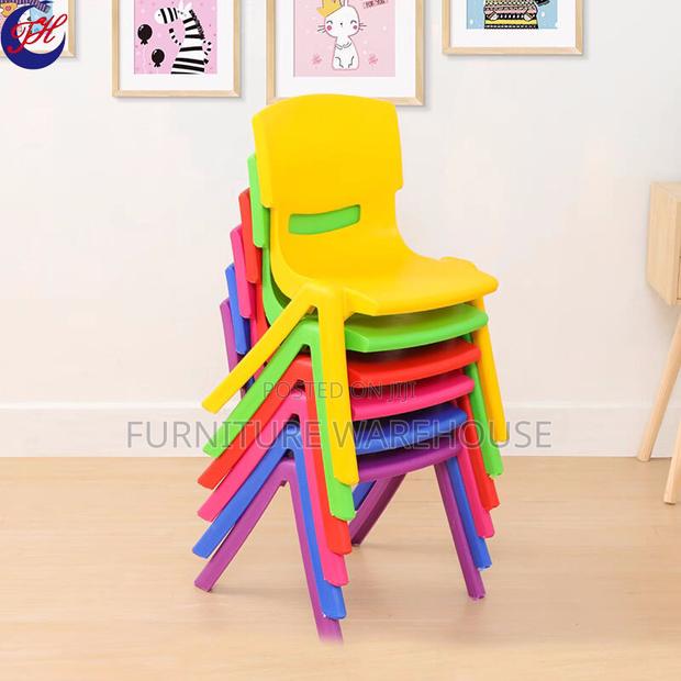 Nursery Chairs · Photo 1