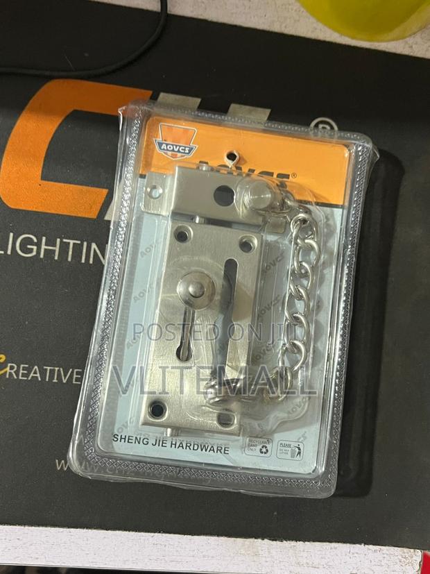 Aovcs Door Security Chain Lock · Photo 2
