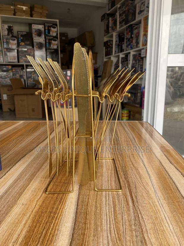 Stylish Design Cutlery Set (24pcs) · Photo 1