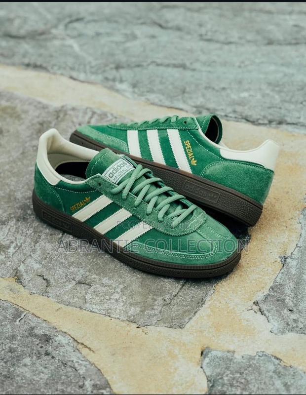 Adidas Originals Handball Spezial Green/White · Photo 1