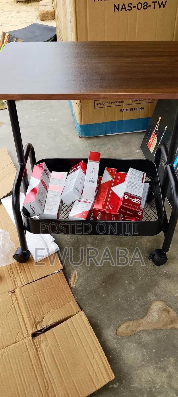 Side Coffee Table With Basket Holder · Photo 3