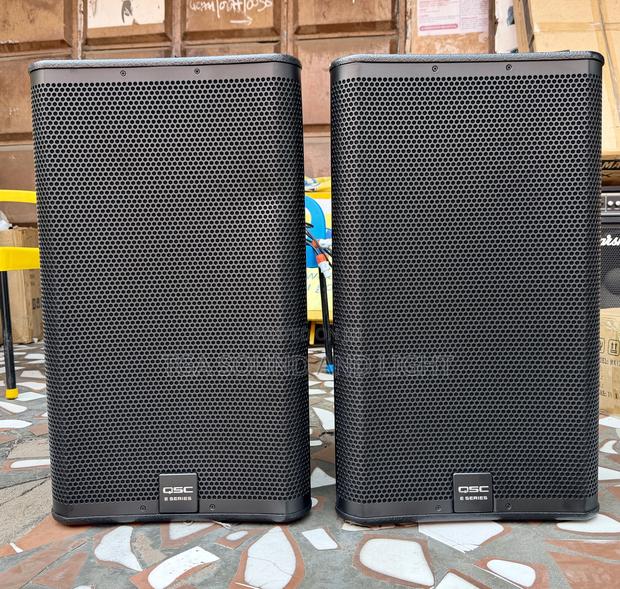 Qsc E115 Passive Speakers - [Pair] · Photo 1