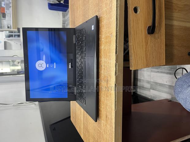 Laptop Dell Latitude 3390 8GB Intel Core I5 SSD 256GB · Photo 2