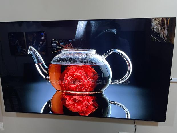 Cx Oled Lg 65 Inche Uhd HDR 120 Hz at Pure Black Vivid Smart Uk Tv · Photo 1