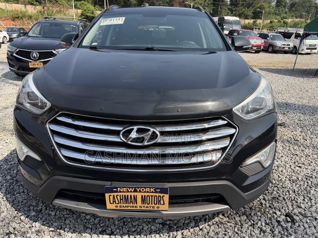Hyundai Santa Fe Limited w/Saddle Interior 4dr SUV AWD (3.3L 6cyl 6A)