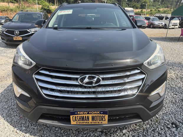 Hyundai Santa Fe Limited w/Saddle Interior 4dr SUV AWD (3.3L 6cyl 6A) · Photo 6