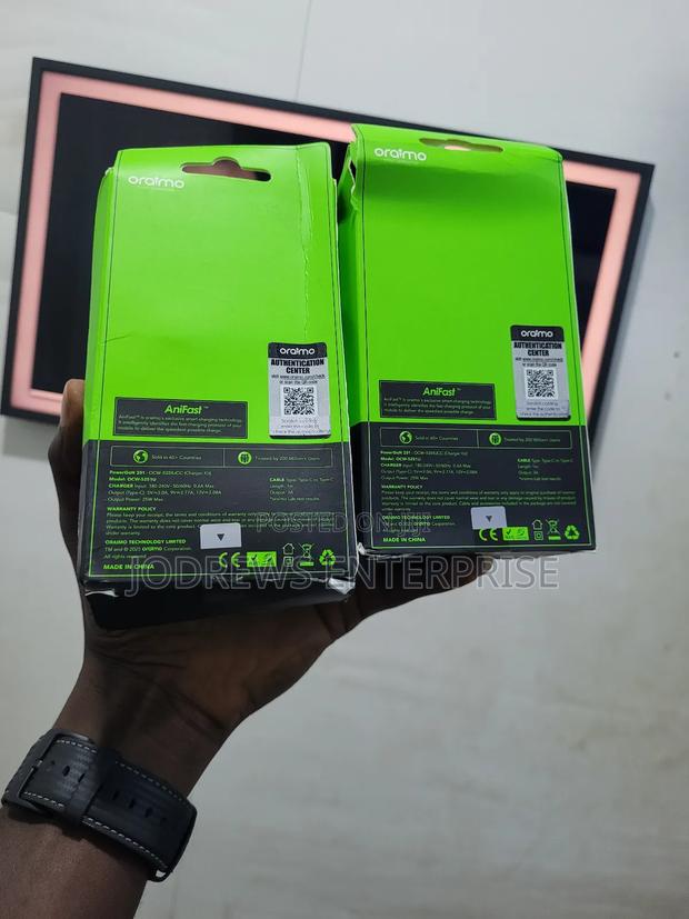 Oraimo Powergan 251 25w Gan Fast Mini Charger Set · Photo 2