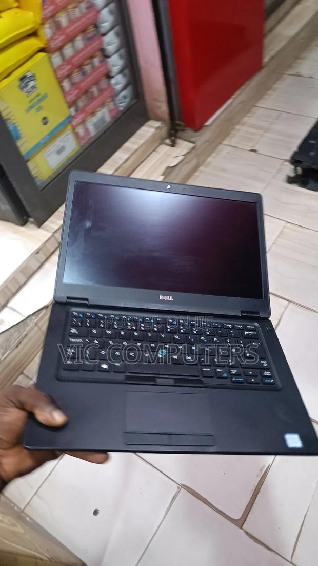 Laptop Dell Latitude 14 5480 8GB Intel Core I5 HDD+SSD 256GB · Photo 2