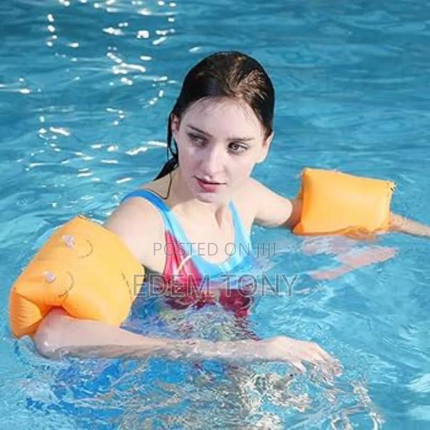 Inflatable Swim Arm Bands For Kids · Photo 3